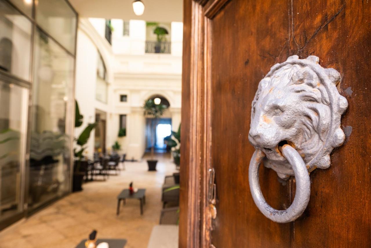 Central Gallery Rooms- Palazzo D'Ali' Staiti XIX ตราปานี ภายนอก รูปภาพ