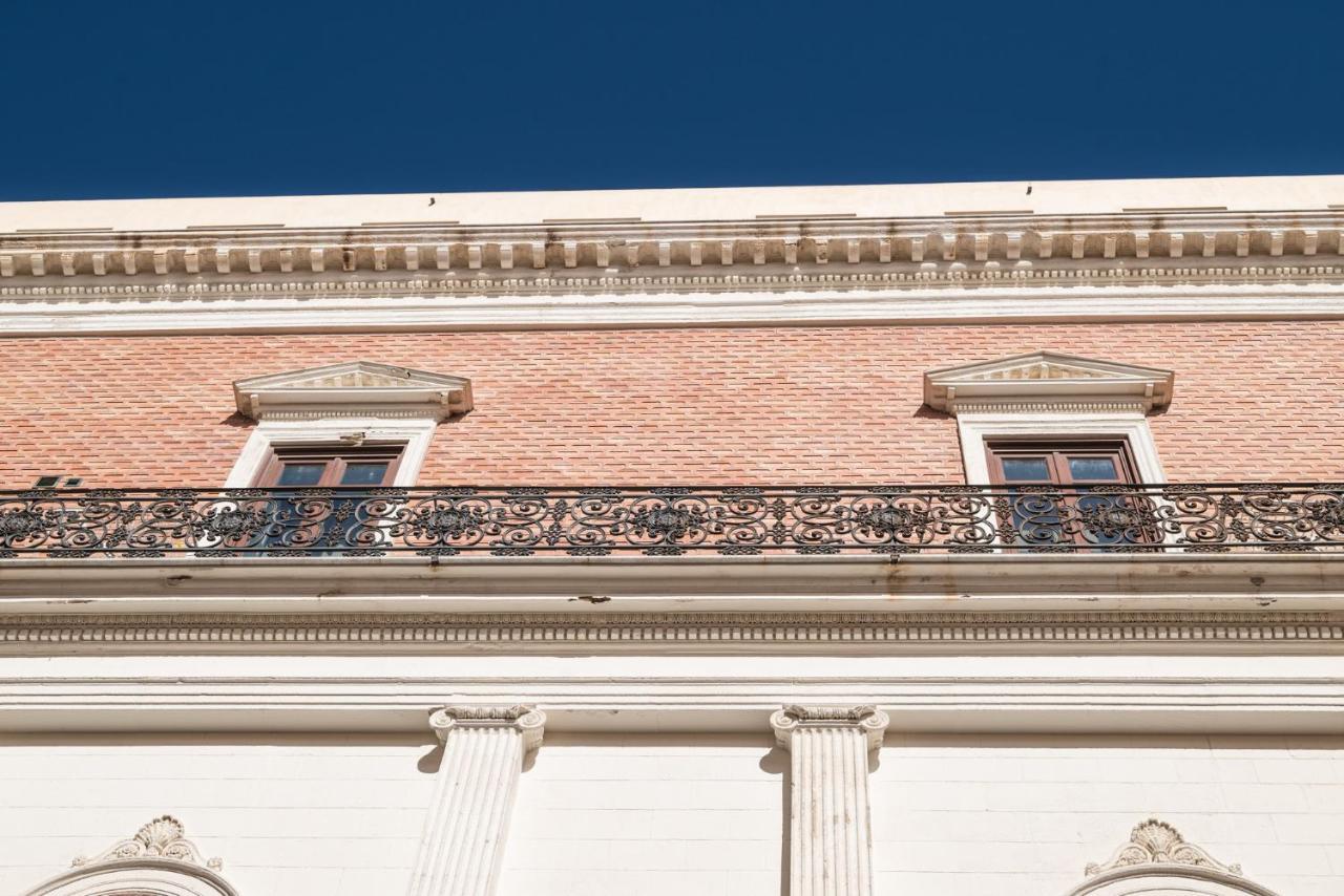 Central Gallery Rooms- Palazzo D'Ali' Staiti XIX ตราปานี ภายนอก รูปภาพ